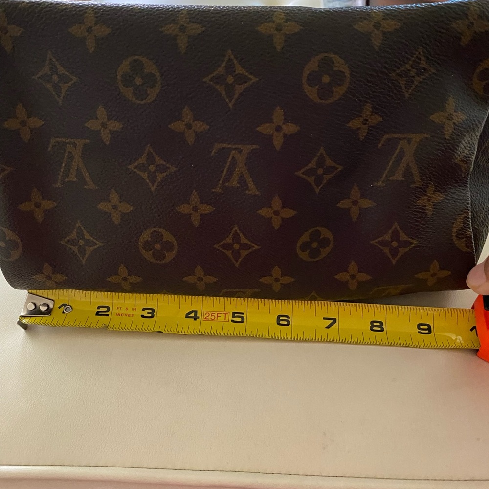 Authentic Louis Vuitton Speedy - Picture 8 of 14